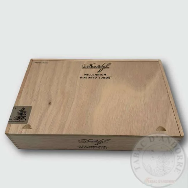 Davidoff Millennium – Robusto Tubos C/20 — cigare