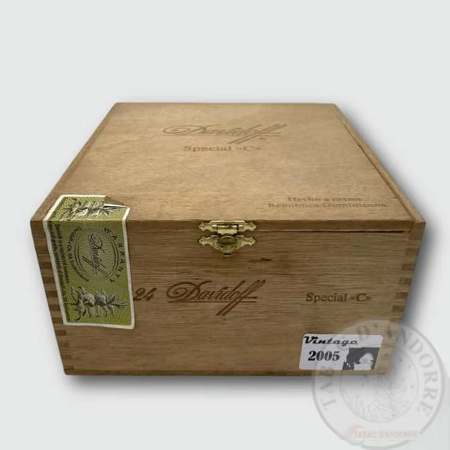 Davidoff – ‘Special C’ C/24 VINTAGE 2005 — cigare