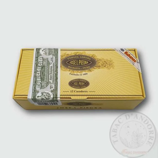 Jose L. Piedra – Cazadores M/12 — cigare
