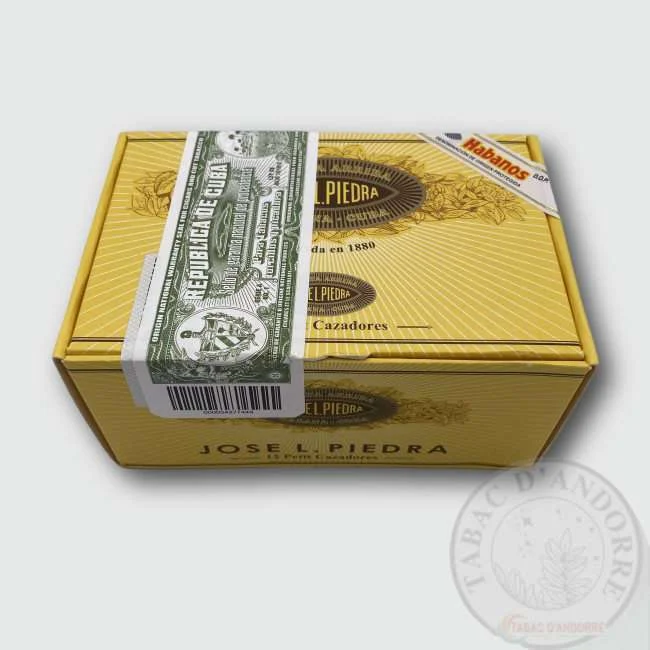 Jose L. Piedra – Petit Cazadores M/12 — cigare