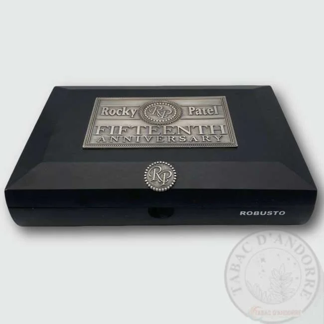 Rocky Patel – Fifteen Anniversary Robusto C/20 — cigare